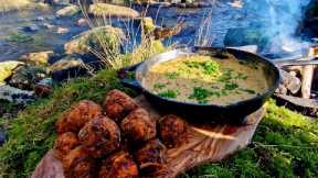 Simple CHICKEN and POTATOES recipe with a huge amount of CHEESE (ASMR, RELAXING SOUNDS,CAMPING)