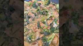 Creamy Chicken and Broccoli (Low-carb / Keto)