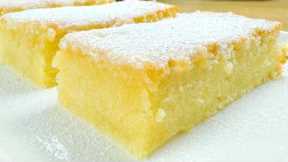Easy Vanilla Cake recipe - Quick and Delicious! Moist, Vanilla tray bake recipe!