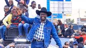 BREAKING: MILLIONS OF KENYANS ESCORTING H.E RIGATHI GACHAGUA FROM JKIA AIRPORT