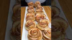 Impress your guests with this amazing edible apple flowers😍